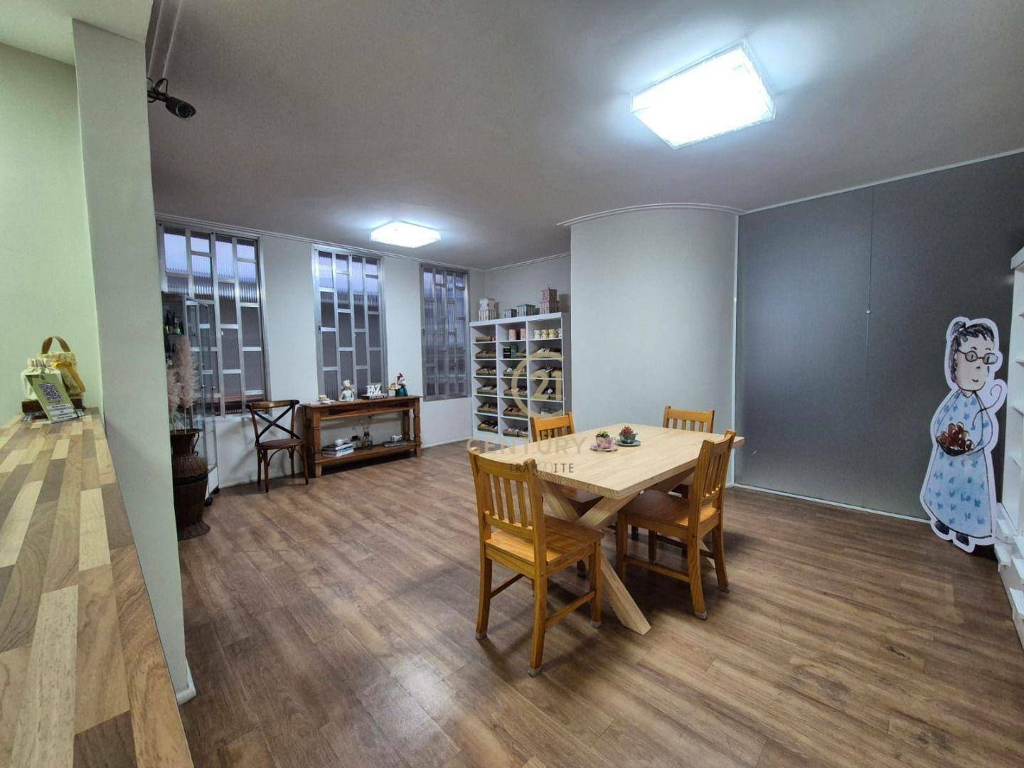 Casa à venda com 5 quartos, 310m² - Foto 5