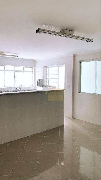 Sobrado à venda com 4 quartos, 150m² - Foto 10