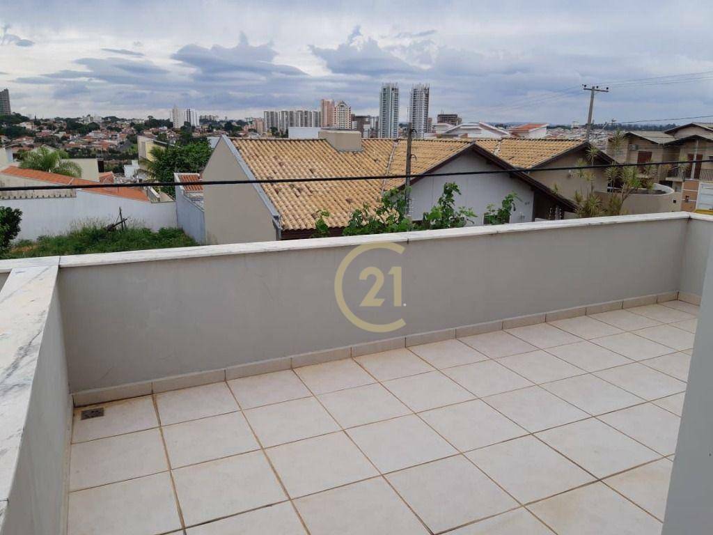 Casa à venda com 4 quartos, 200m² - Foto 15