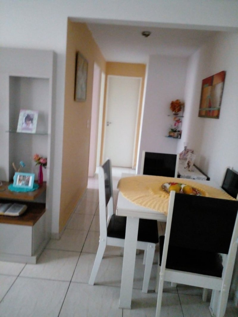 Apartamento à venda com 2 quartos, 47m² - Foto 3