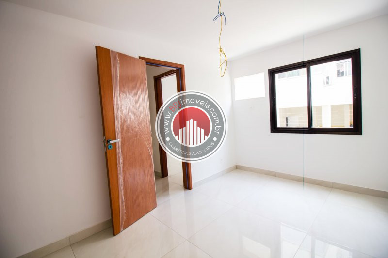 Apartamento à venda com 2 quartos, 70m² - Foto 13