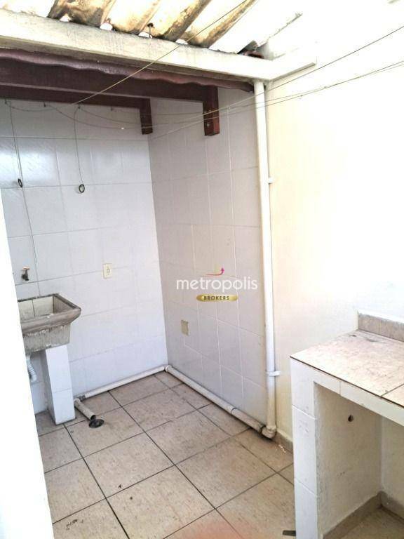 Casa para alugar com 1 quarto, 80m² - Foto 9