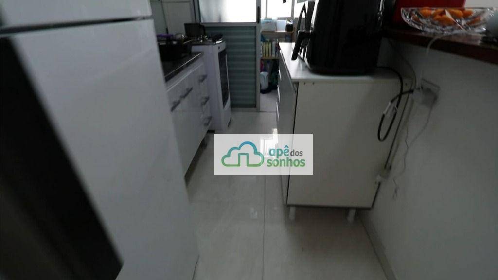 Apartamento à venda com 3 quartos, 62m² - Foto 11