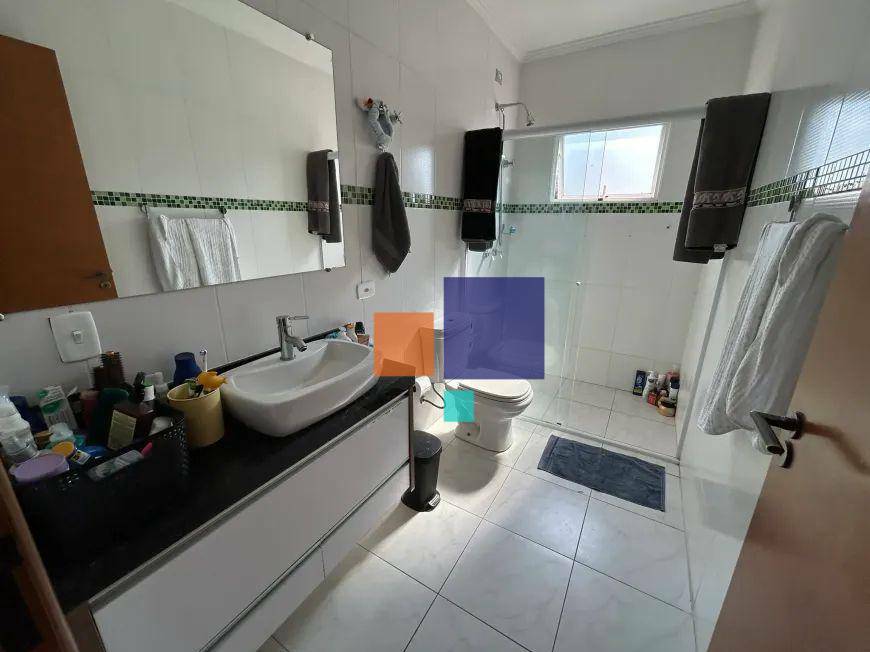 Sobrado à venda com 3 quartos, 243m² - Foto 12