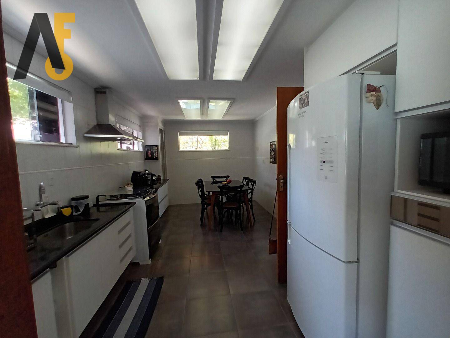 Casa de Condomínio à venda com 4 quartos, 366m² - Foto 22