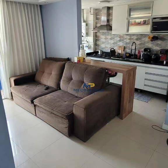 Apartamento à venda com 2 quartos, 50m² - Foto 3