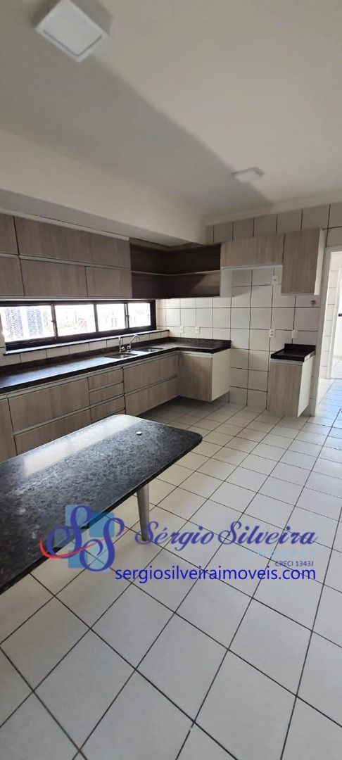 Apartamento à venda com 4 quartos, 290m² - Foto 9