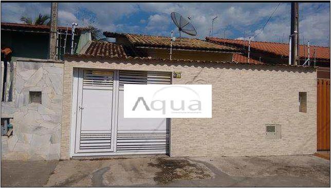 Casa à venda com 2 quartos, 165m² - Foto 2