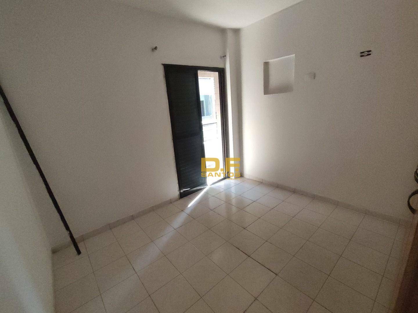 Apartamento à venda com 2 quartos, 67m² - Foto 4