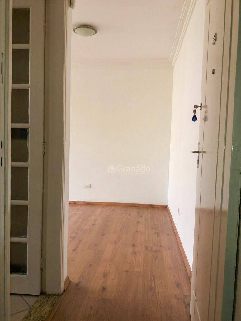 Apartamento à venda com 2 quartos, 60m² - Foto 4