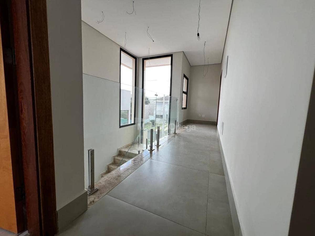 Casa de Condomínio à venda com 3 quartos, 211m² - Foto 18