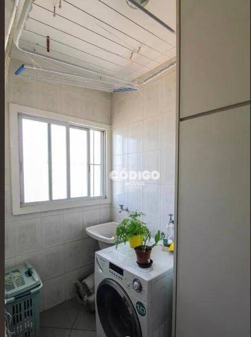 Apartamento à venda com 2 quartos, 74m² - Foto 12