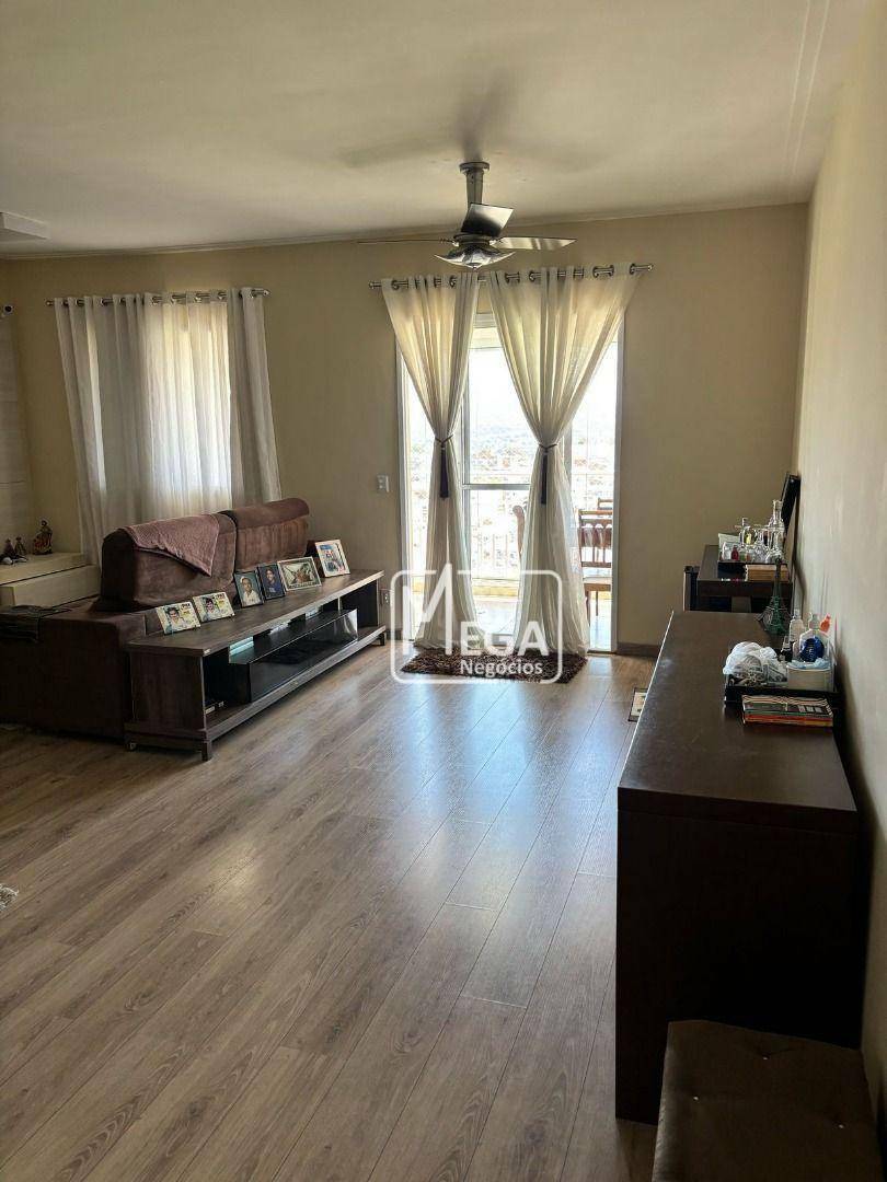 Apartamento à venda com 3 quartos, 105m² - Foto 5