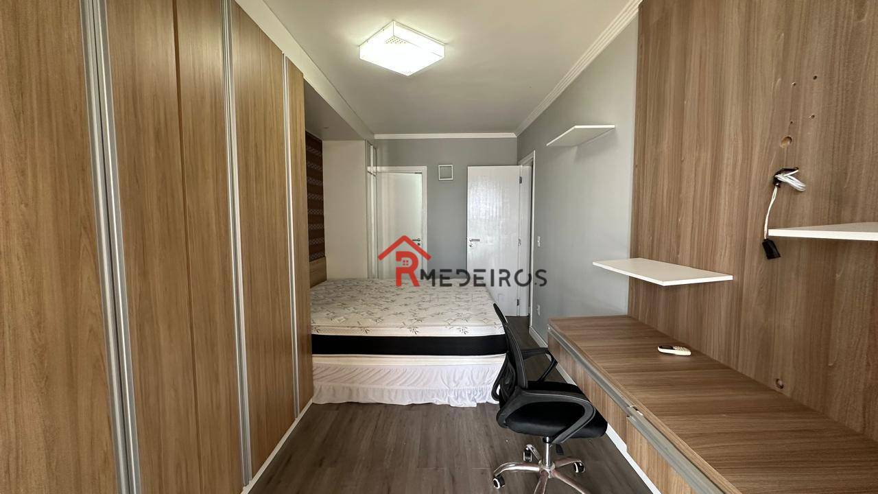 Apartamento à venda com 3 quartos, 120m² - Foto 17