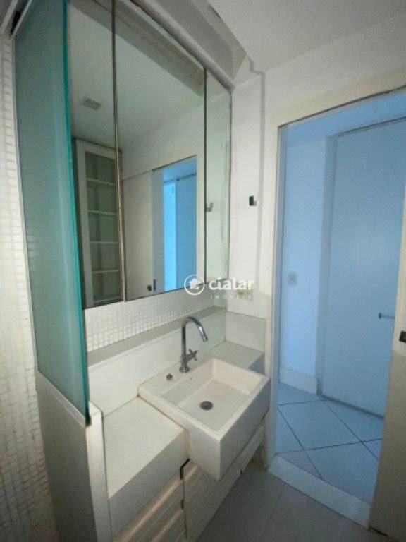 Apartamento à venda com 2 quartos, 60m² - Foto 30