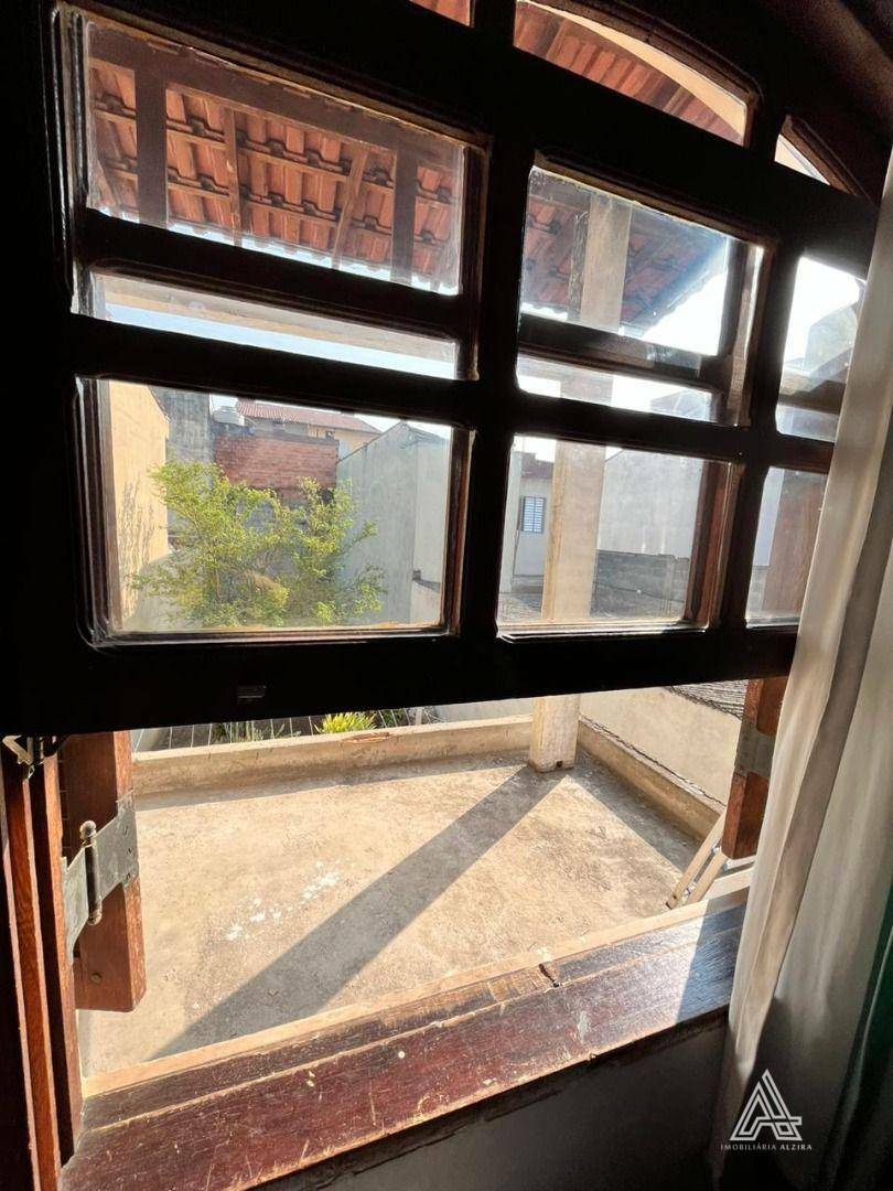 Sobrado à venda com 3 quartos, 200M2 - Foto 47