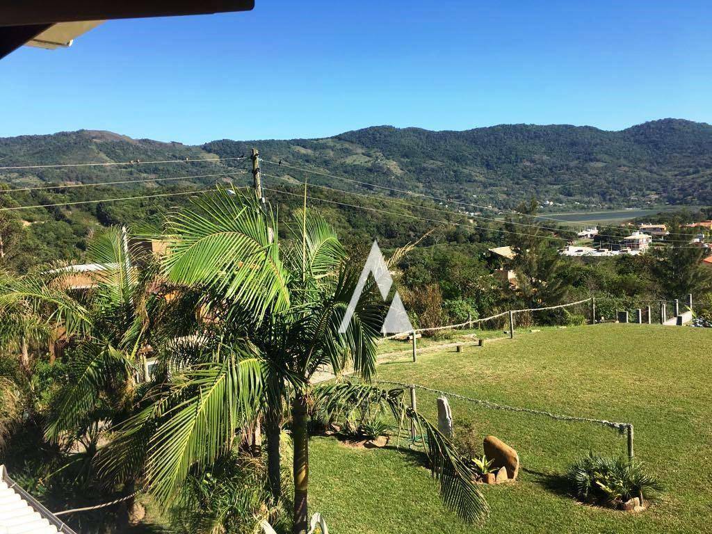 Casa à venda com 2 quartos, 160m² - Foto 2