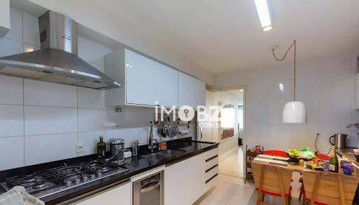 Apartamento à venda com 3 quartos, 146m² - Foto 13