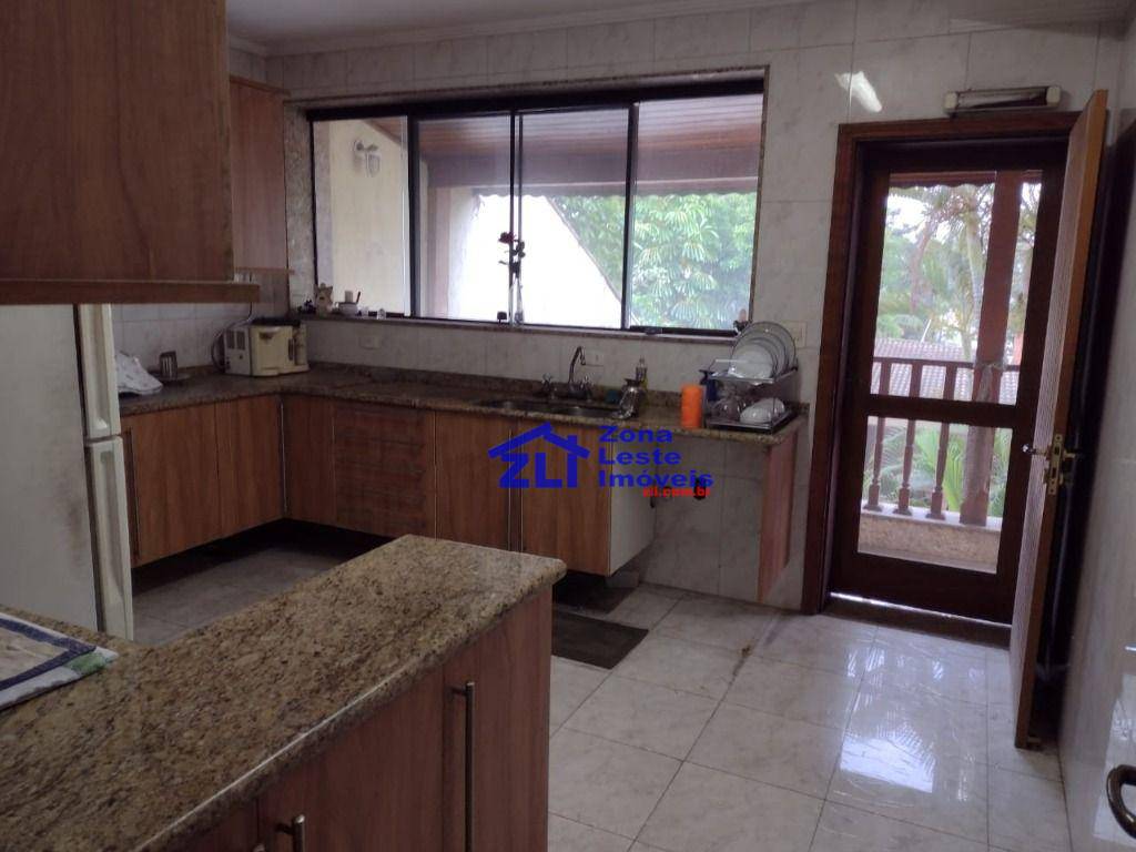 Casa à venda com 3 quartos, 750m² - Foto 5