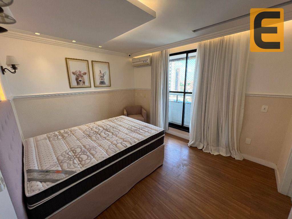 Apartamento à venda com 3 quartos, 221m² - Foto 17