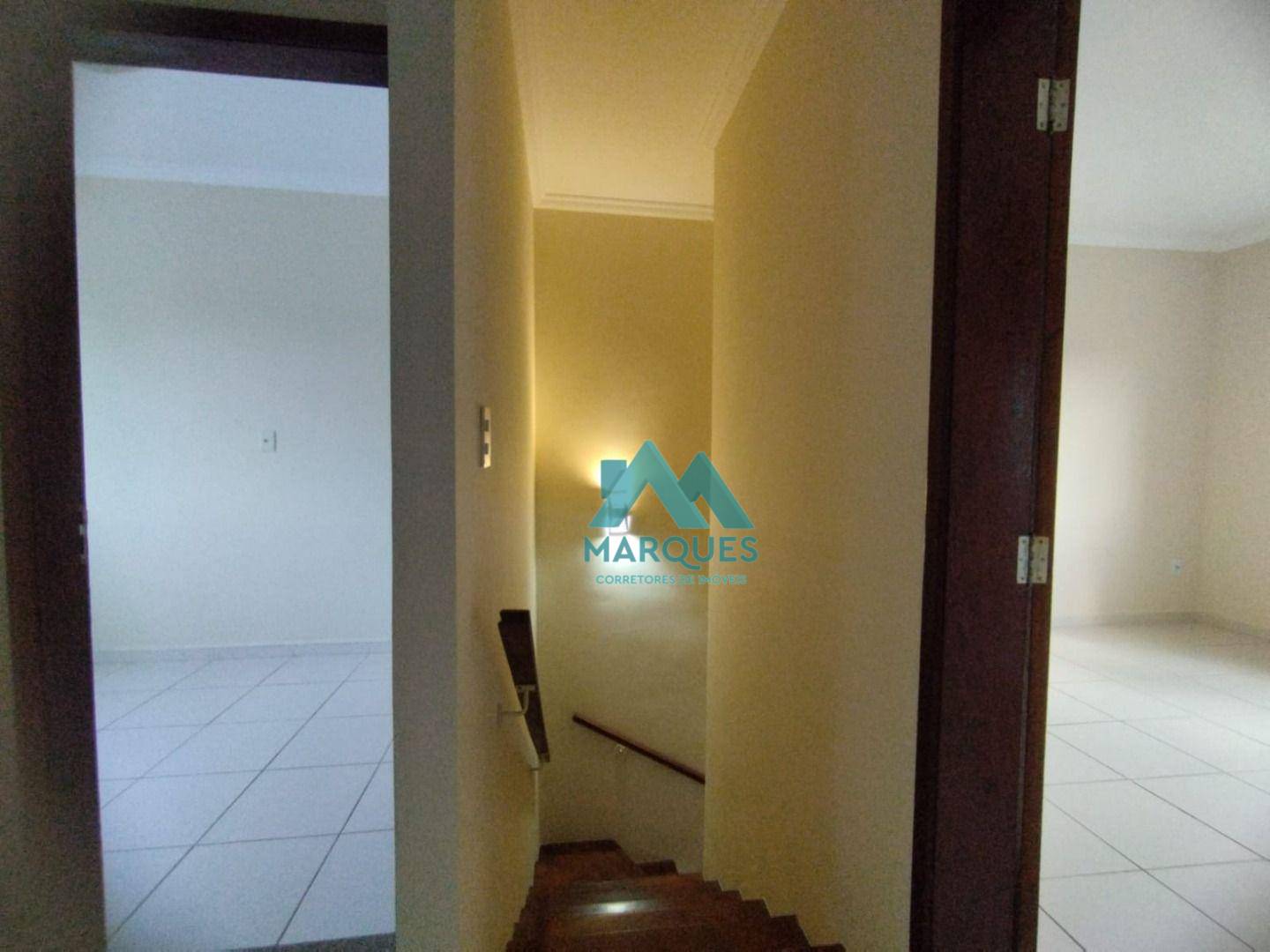 Sobrado à venda com 3 quartos, 117m² - Foto 2