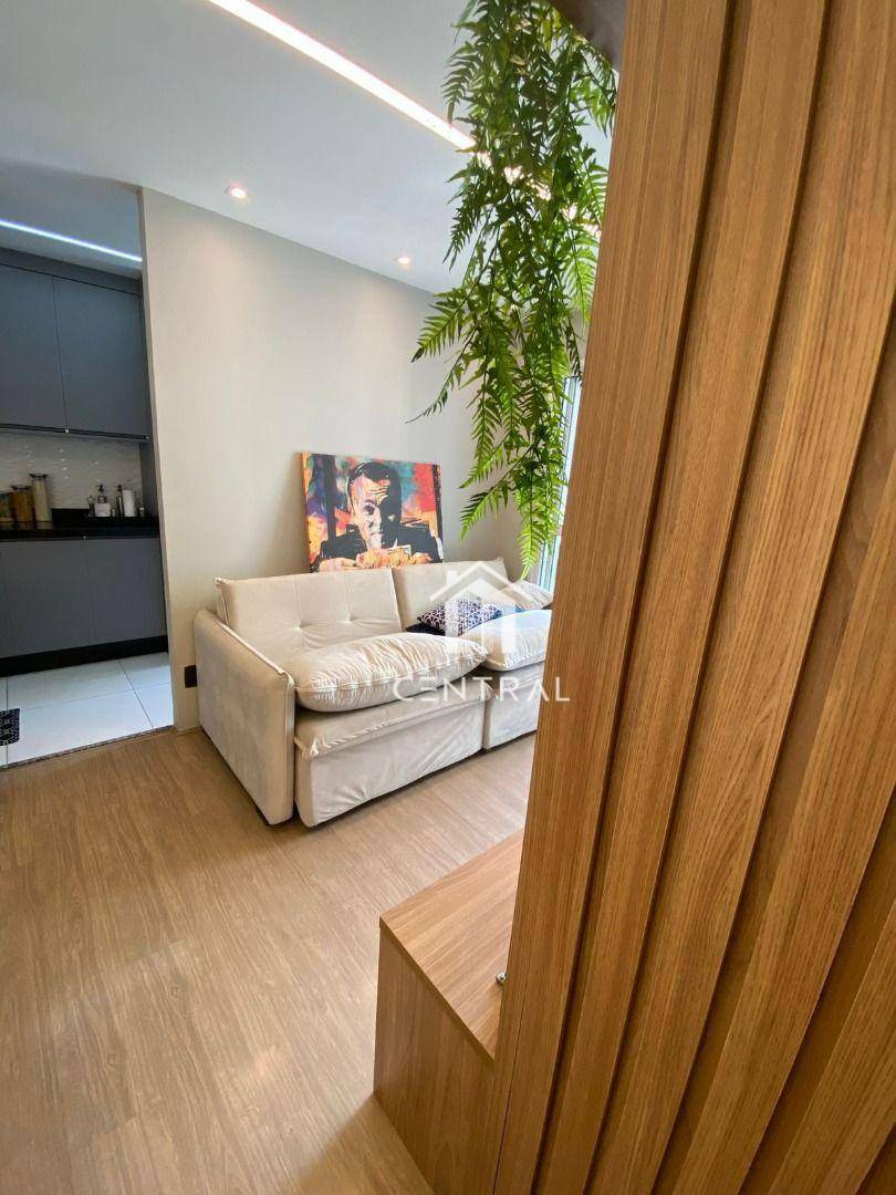 Apartamento à venda com 2 quartos, 58m² - Foto 4