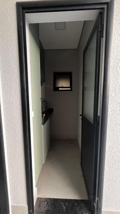 Casa à venda com 3 quartos, 200m² - Foto 17