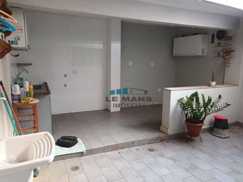 Casa à venda com 3 quartos, 146m² - Foto 33