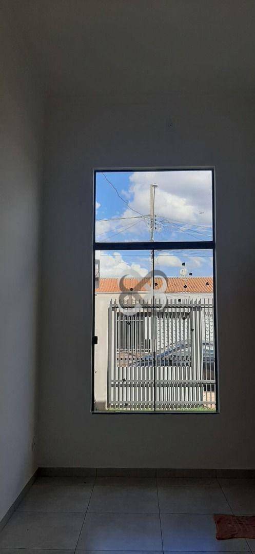 Casa à venda com 3 quartos, 70m² - Foto 10