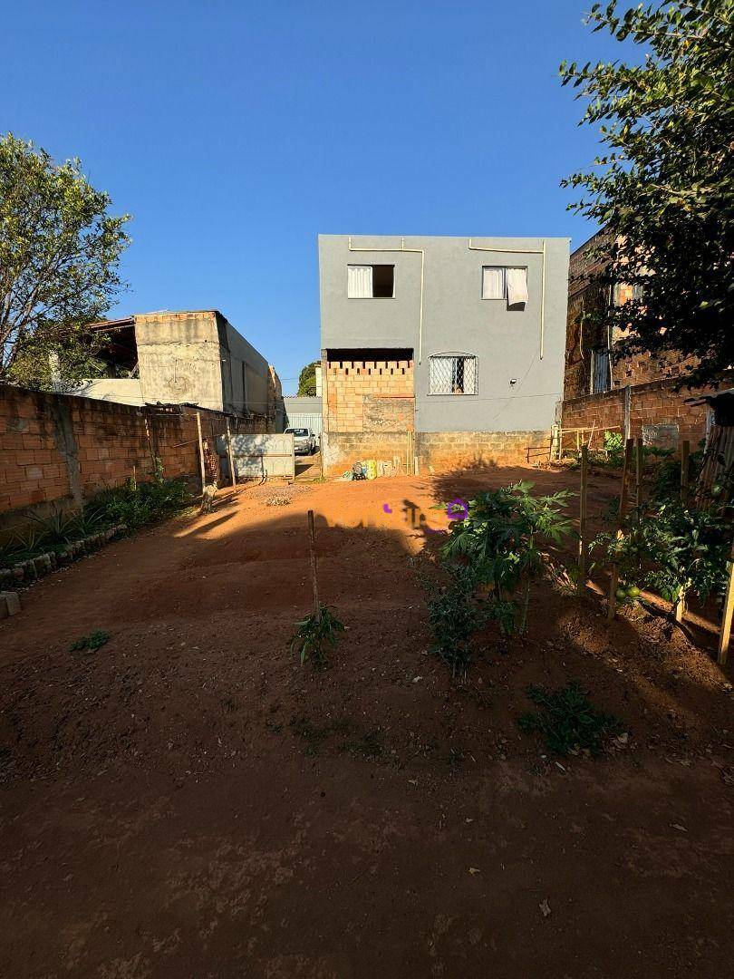 Casa à venda com 5 quartos, 220m² - Foto 21