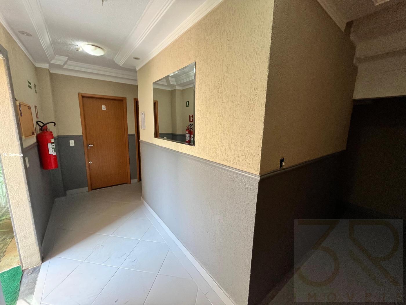 Apartamento à venda com 2 quartos, 42m² - Foto 27