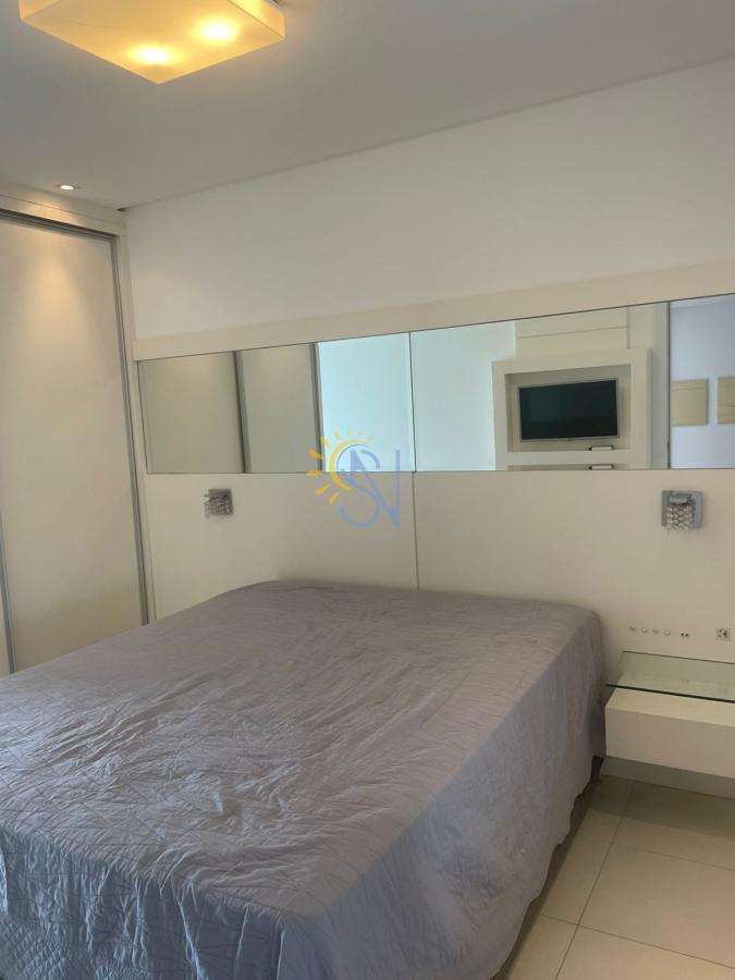 Apartamento para alugar com 3 quartos, 102m² - Foto 11