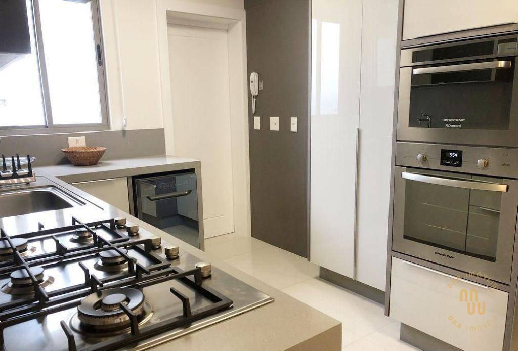 Apartamento à venda com 3 quartos, 156m² - Foto 15