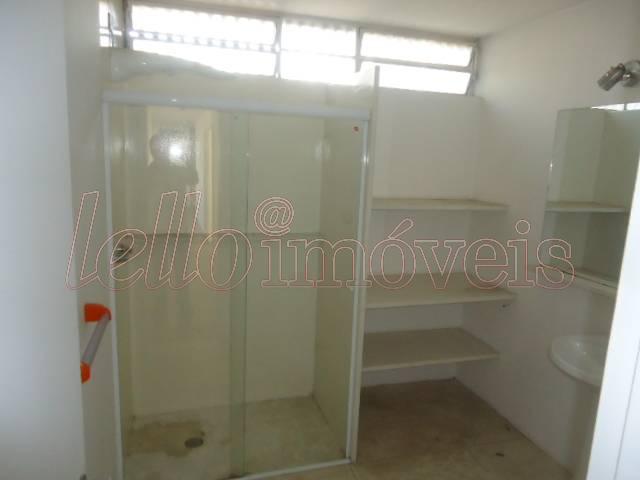 Apartamento para alugar com 3 quartos, 170m² - Foto 15