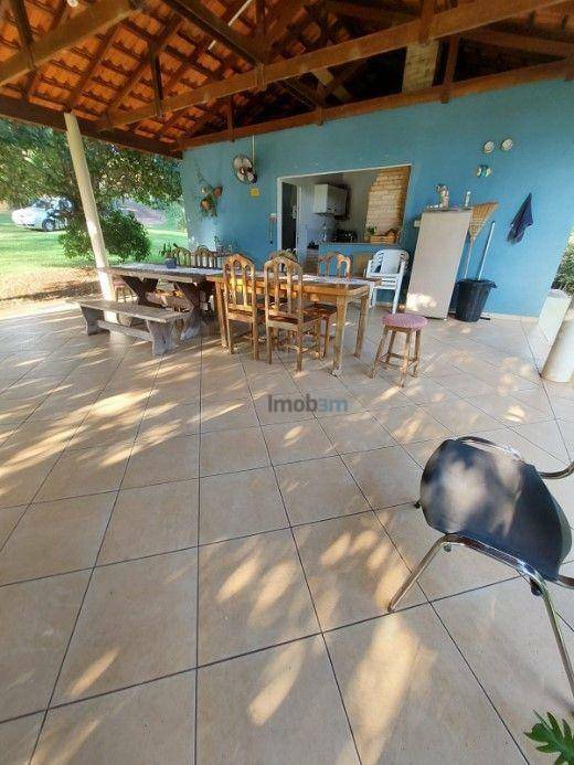 Chácara à venda com 3 quartos, 300m² - Foto 26