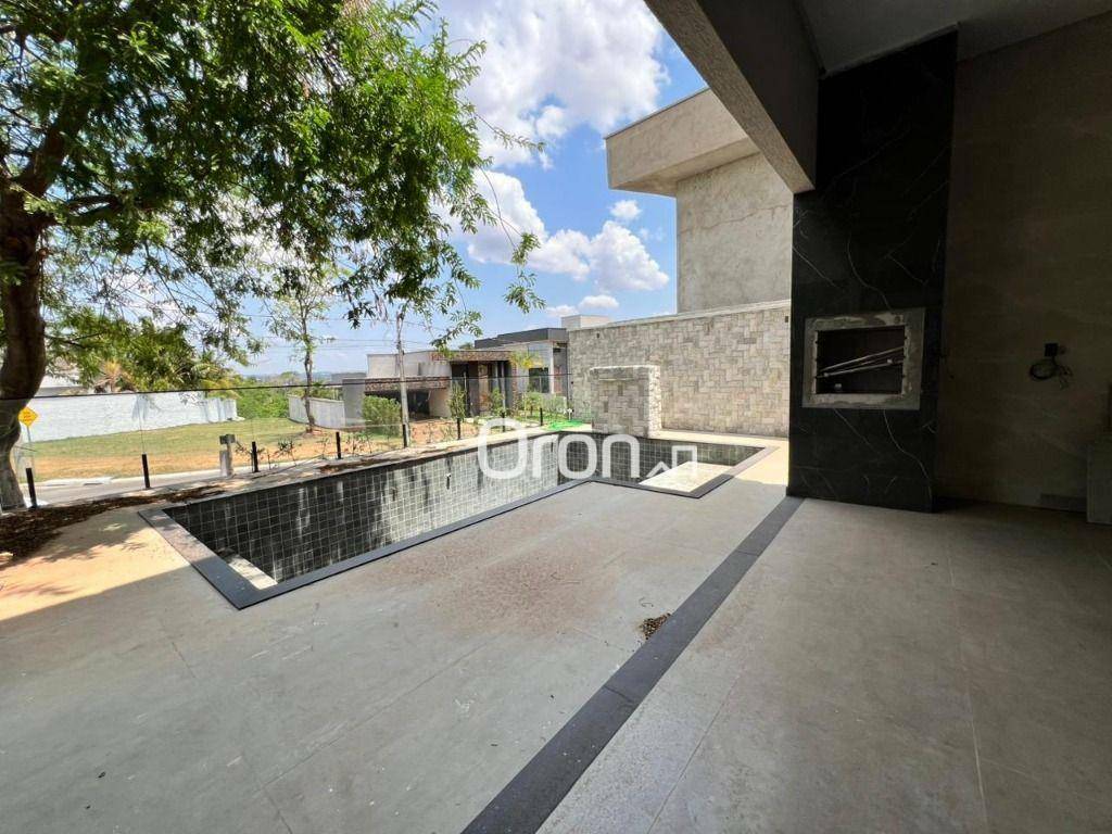 Sobrado à venda com 4 quartos, 319m² - Foto 8