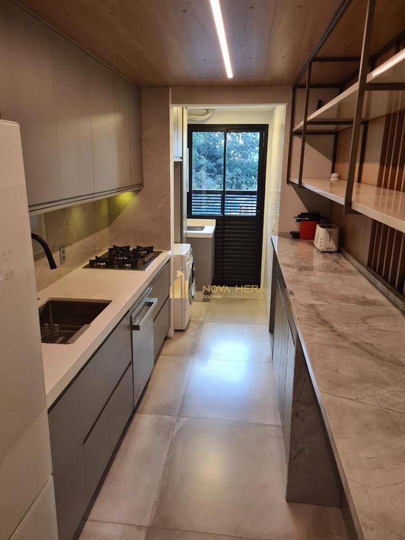 Apartamento à venda com 3 quartos, 111m² - Foto 6