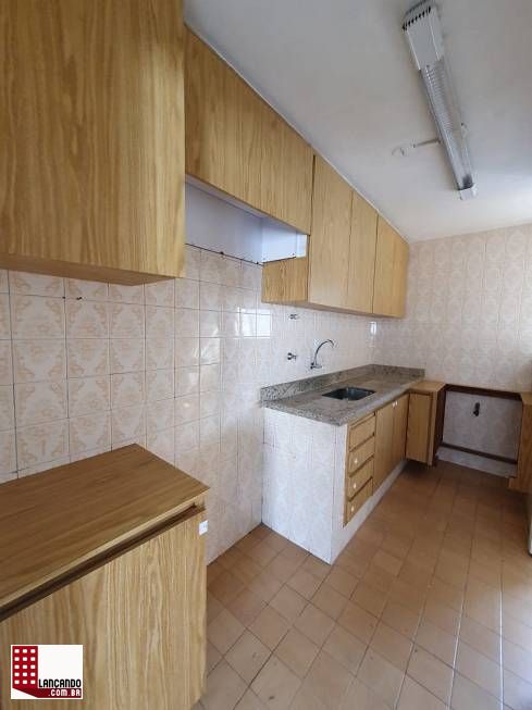 Apartamento à venda com 2 quartos, 56m² - Foto 3