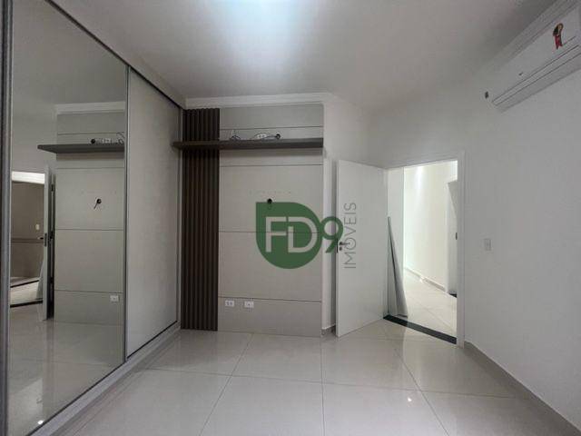 Casa à venda com 3 quartos, 201m² - Foto 24