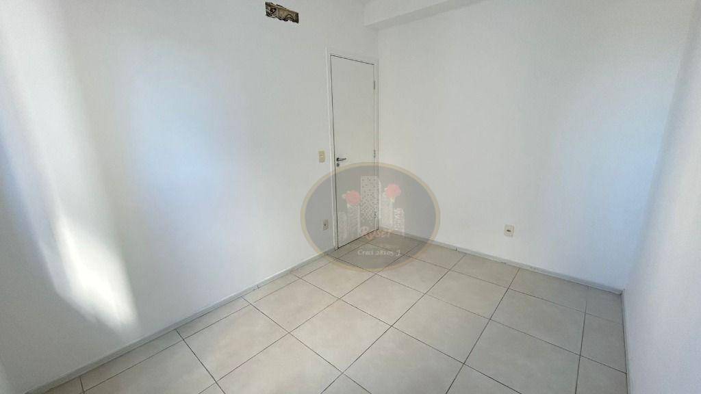 Apartamento para alugar com 3 quartos, 93m² - Foto 7