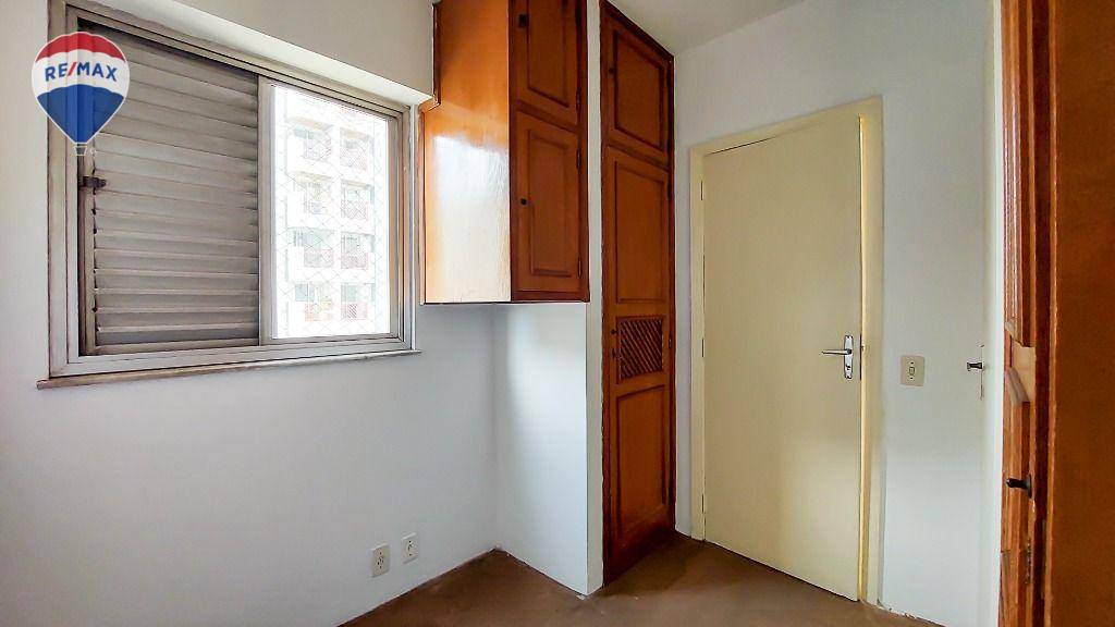 Apartamento para alugar com 3 quartos, 120m² - Foto 15