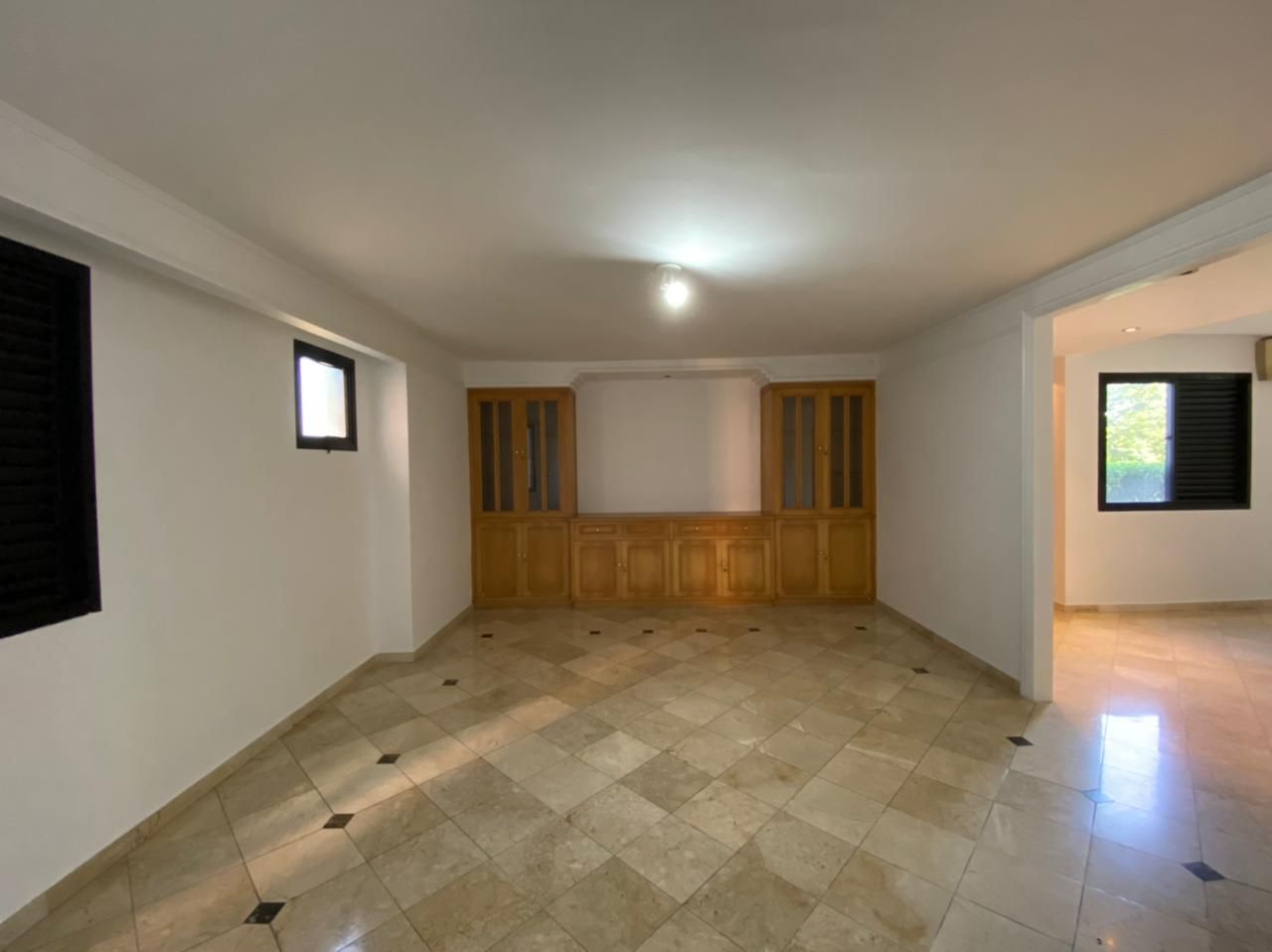 Apartamento à venda com 3 quartos, 230m² - Foto 4