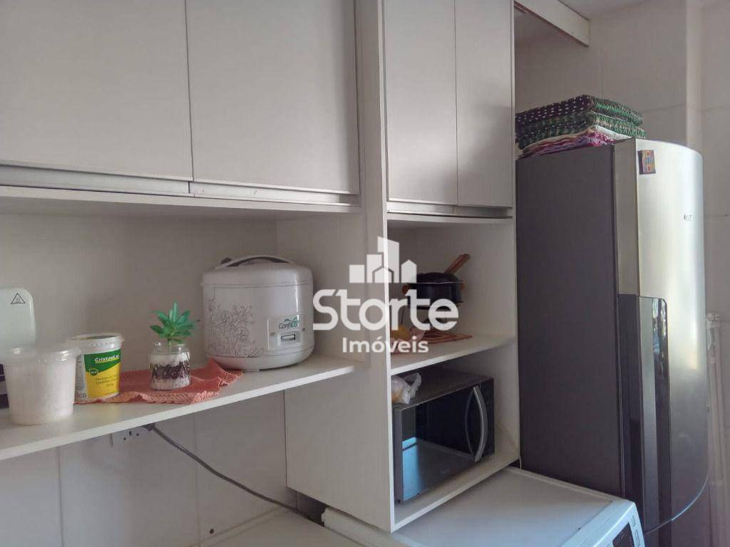 Apartamento à venda com 3 quartos, 62m² - Foto 4