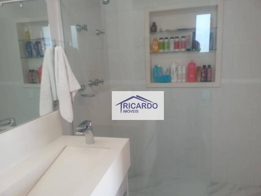 Apartamento à venda com 3 quartos, 136m² - Foto 13