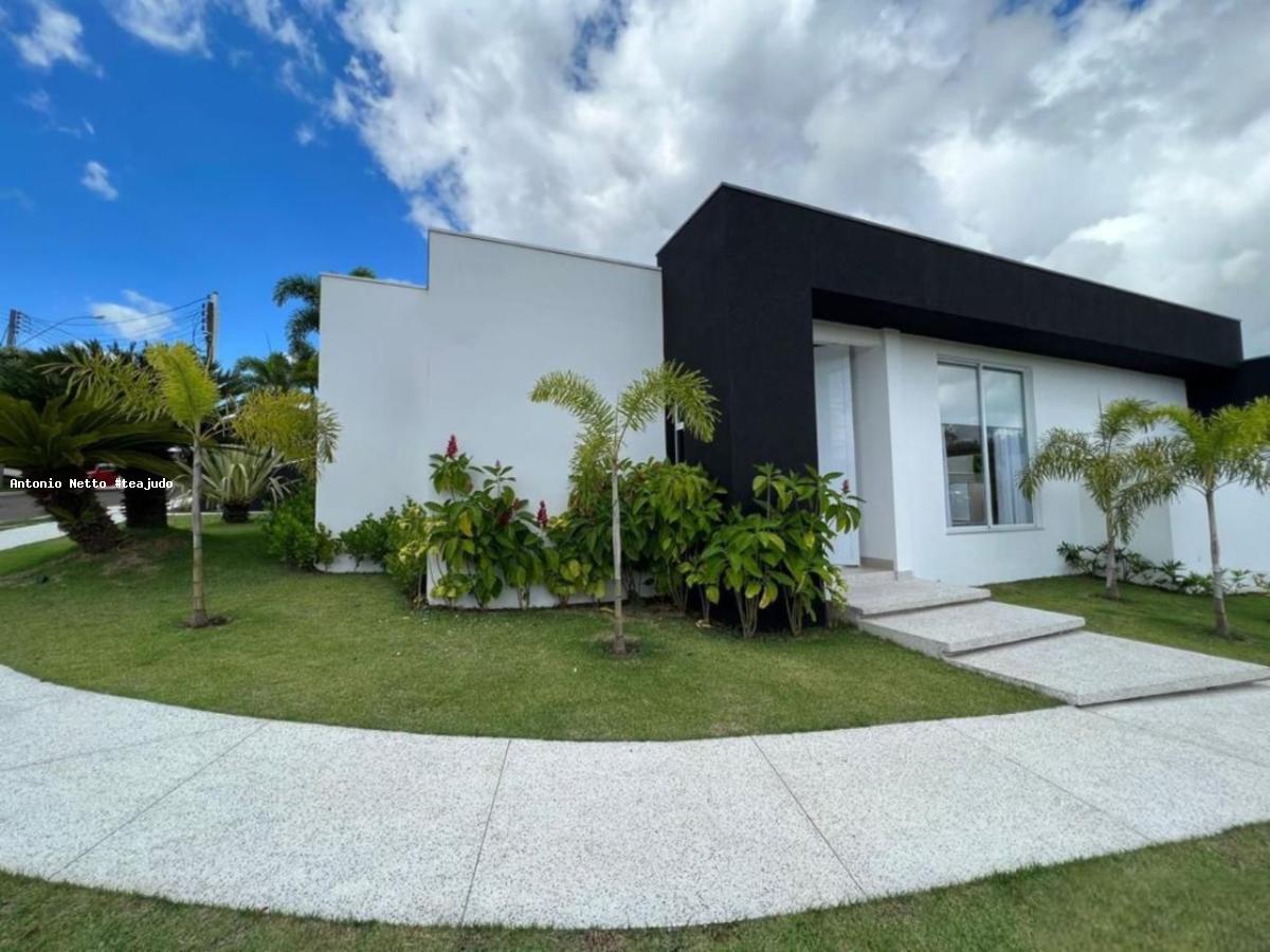 Casa de Condomínio à venda com 3 quartos, 410m² - Foto 1