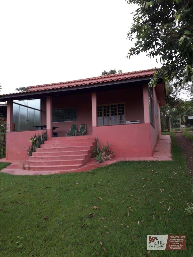 Fazenda à venda com 3 quartos, 150m² - Foto 2