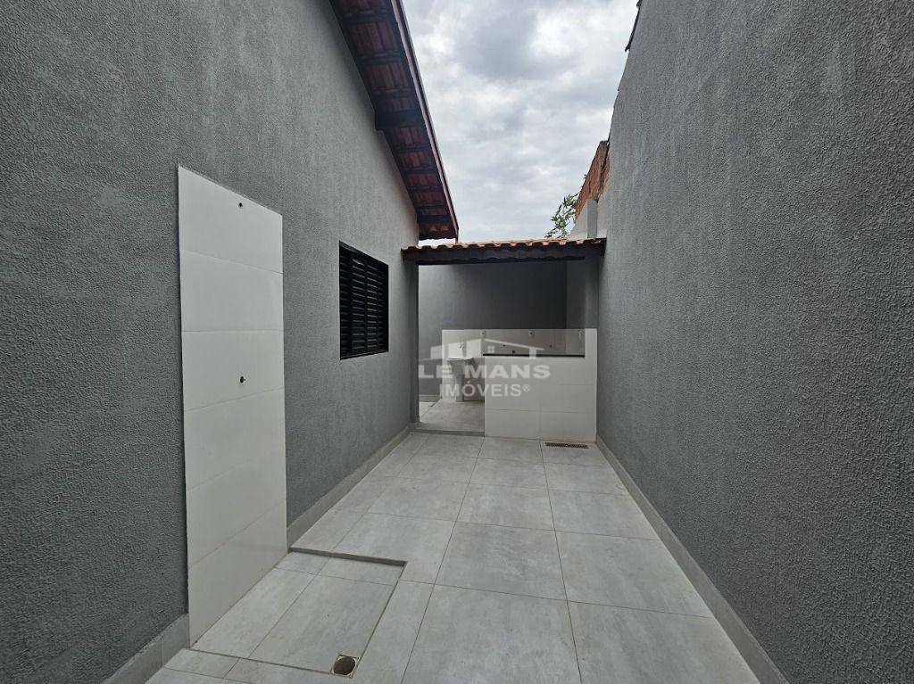 Casa à venda com 3 quartos, 135m² - Foto 14