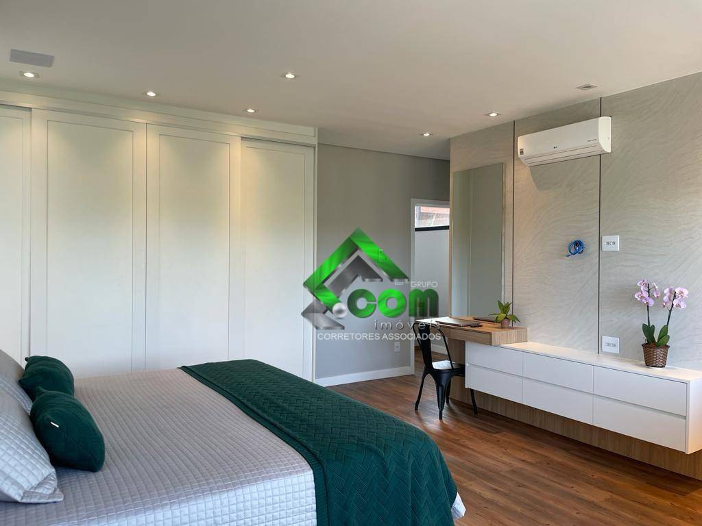 Casa de Condomínio para alugar com 4 quartos, 435m² - Foto 57