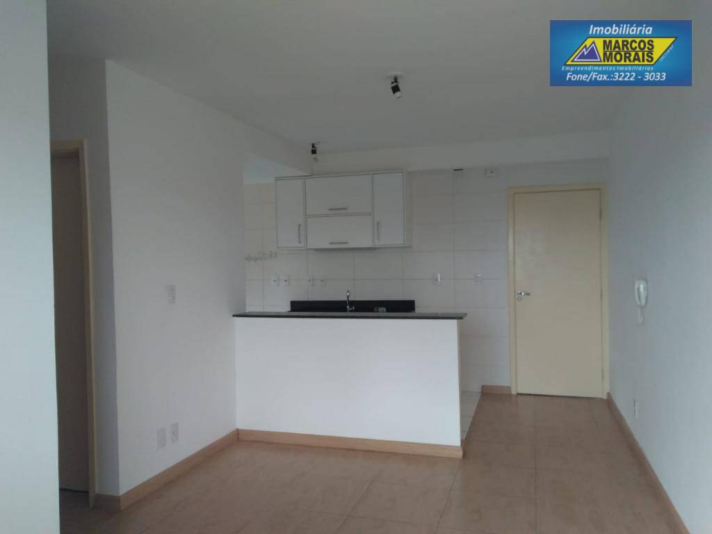 Apartamento à venda com 2 quartos, 57m² - Foto 4