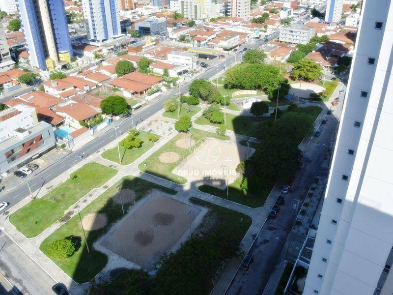 Apartamento à venda com 4 quartos, 165m² - Foto 13